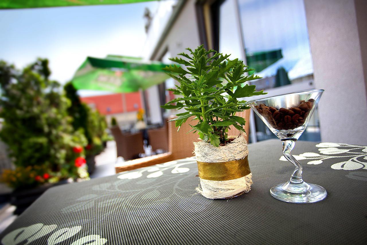 Hotel Restauracja Teczowa Luban Habitación foto